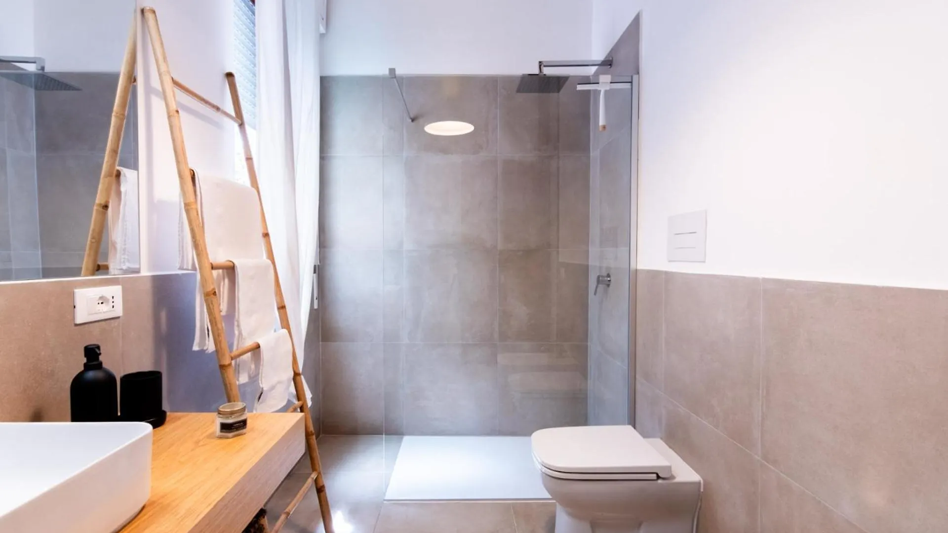 Aparthotel Vista Mare By Domusicily Cinisi 0*,  Italia